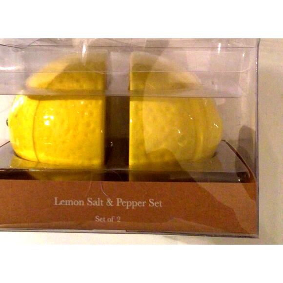 Lemon Salt & Pepper Shakers 4” Figural Citrus Fruit Shaped Willow Street Designs - Picture 5 of 6